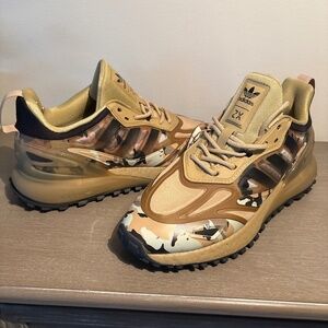 Men’s ADIDAS Camo shoes 7.5